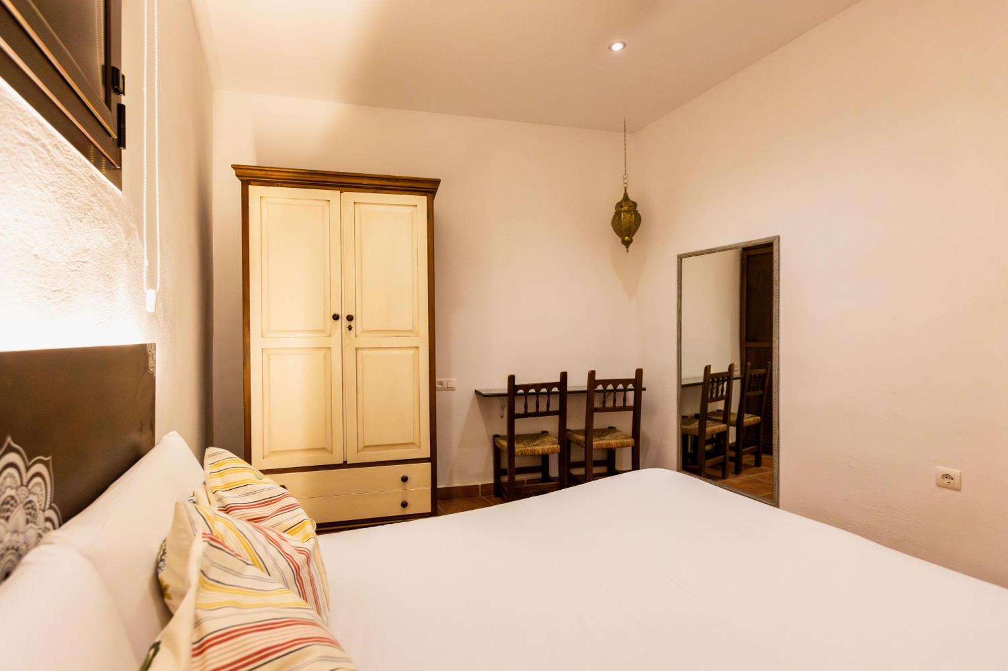 Apartamento Centrico Con Patio Exterior En El Mejor Barrio De Granada El Realejo מראה חיצוני תמונה